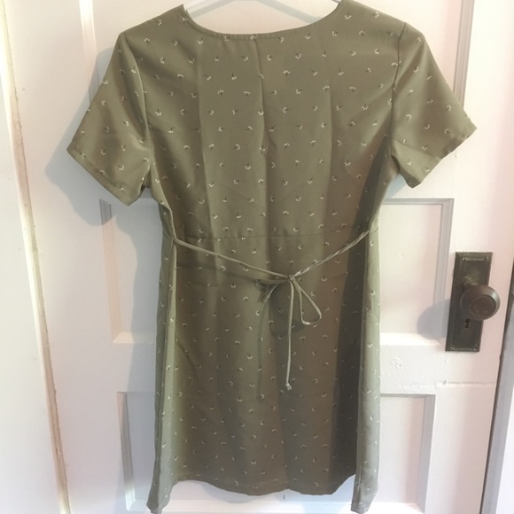 Cute Vintage dress - Picture 5 of 13